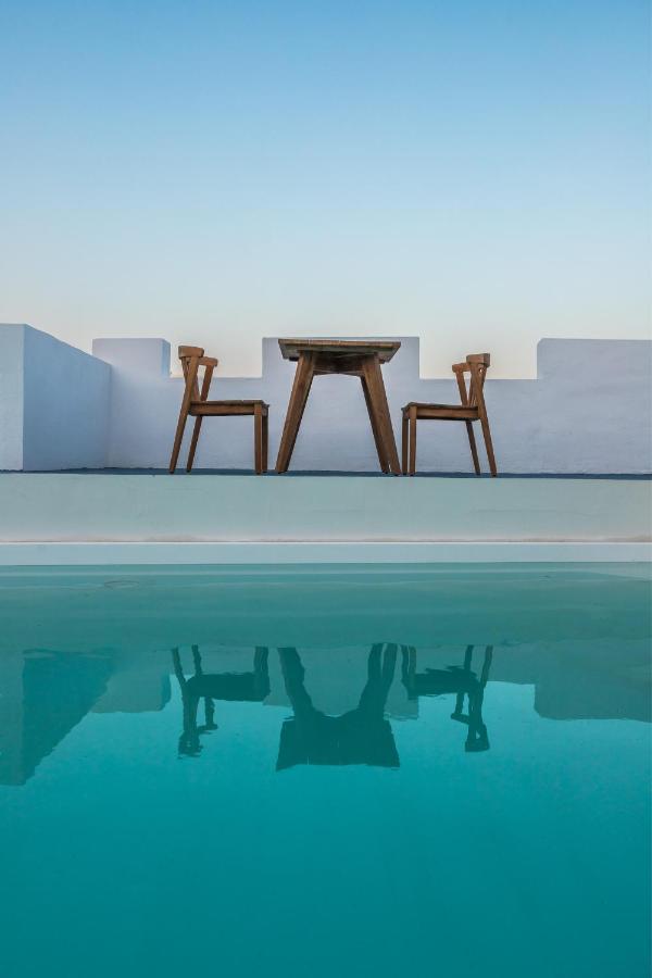 Voca Hotel & Suites คามารี ภายนอก รูปภาพ